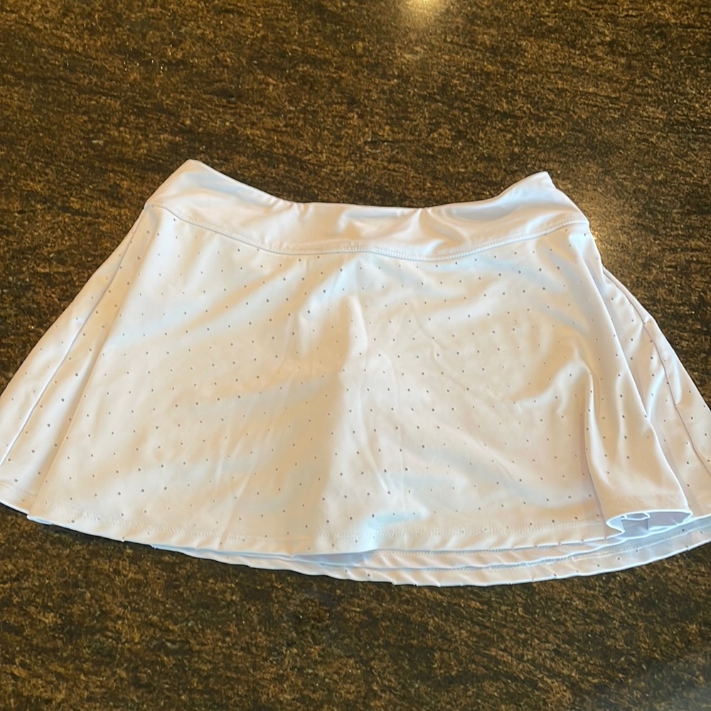 white tennis skirt